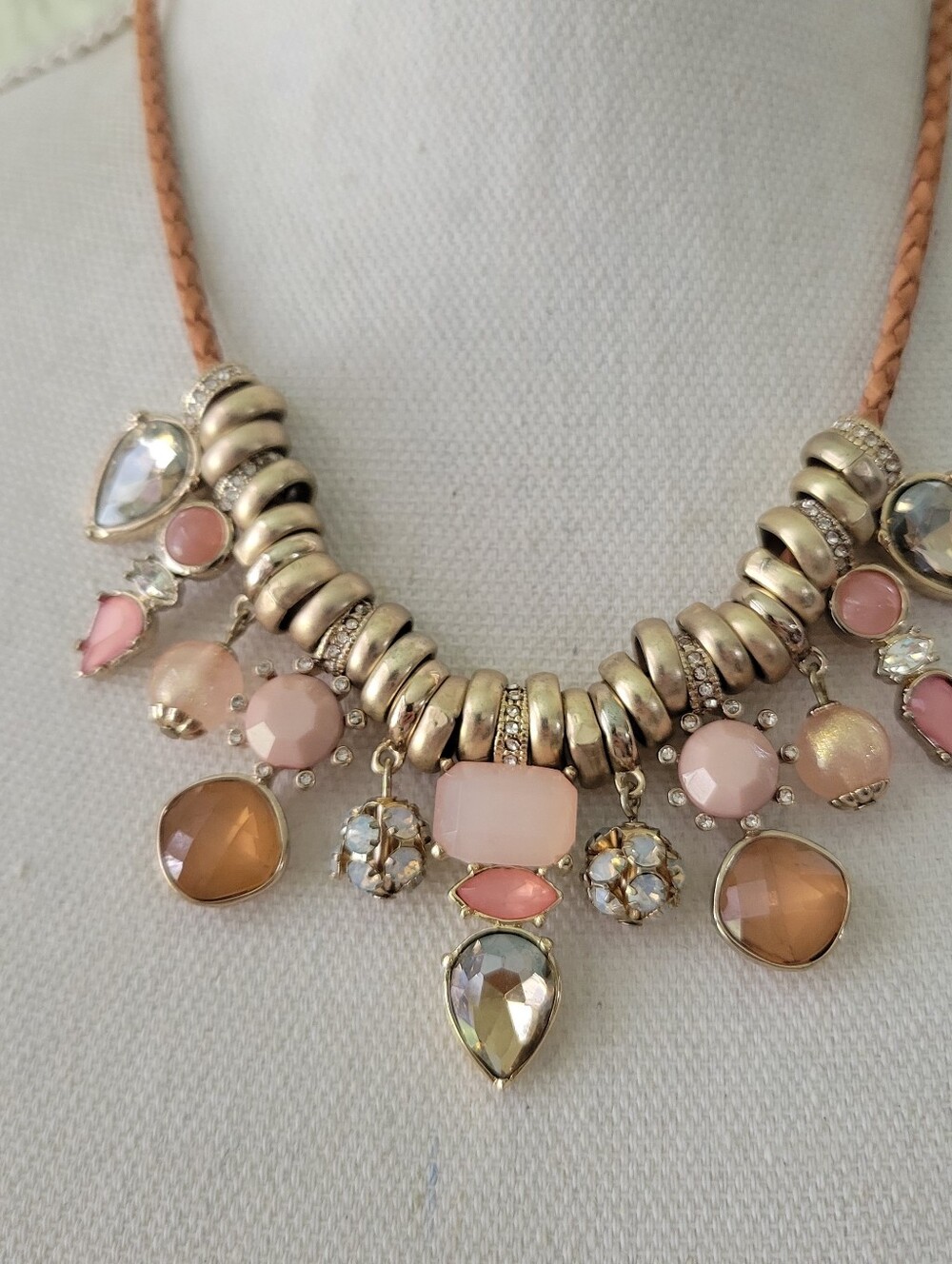 Ann Taylor Loft Dangle Charms Leather Statement Necklace Contemporary Bib Choker - Picture 2 of 9